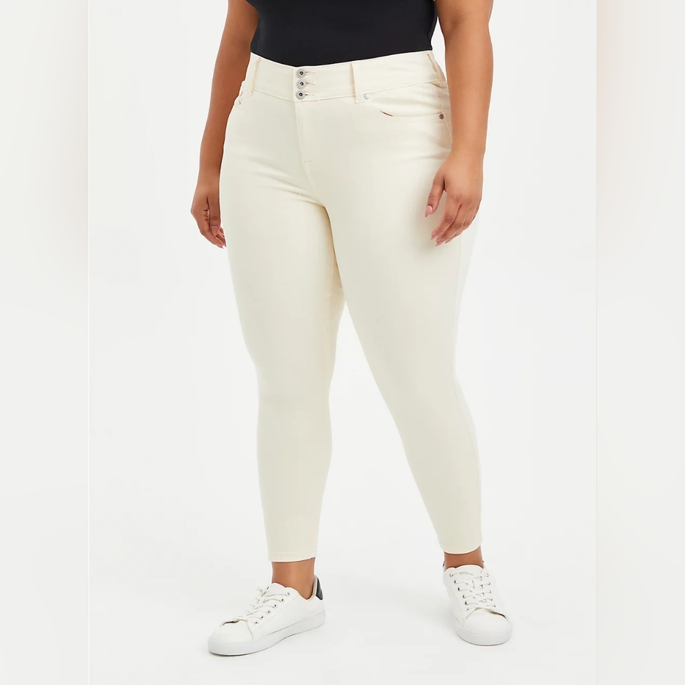 Torrid Ivory Jeggings